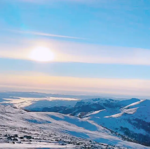 冬季怎能不滑雪呢！滑雪必去白清寨！