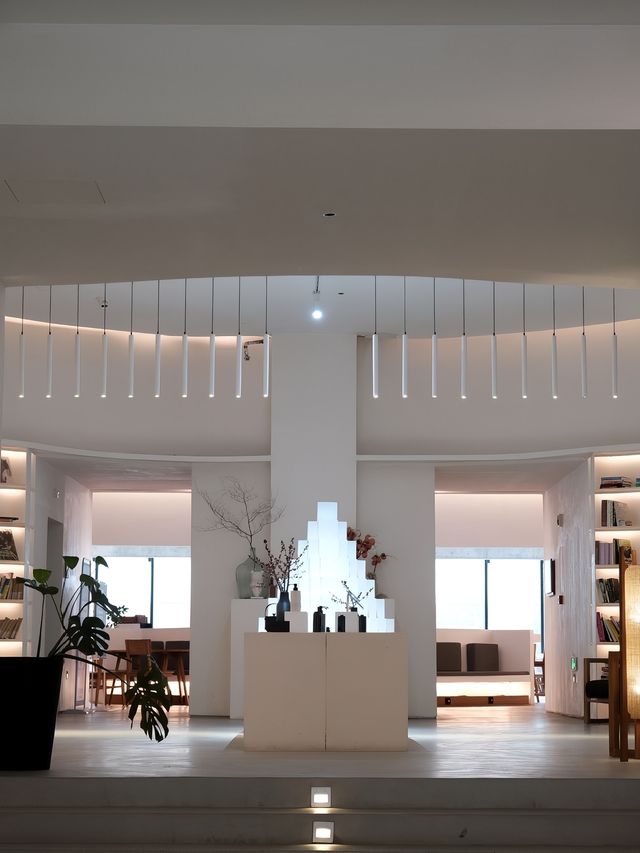 南京溫泉酒店 |湯山下的博物館｜純白治癒風