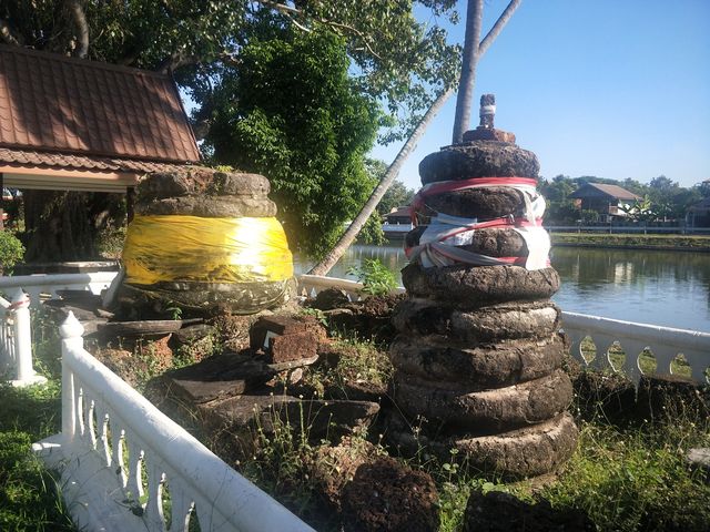 素可泰金池寺