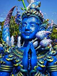 泰國清萊｜藝術與華麗的融合—藍廟