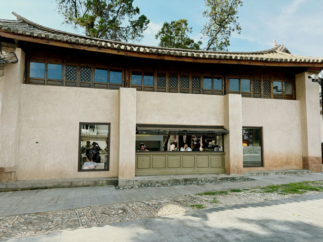 巍山文化新地標｜500年崇正書院中藏著個先鋒書店
