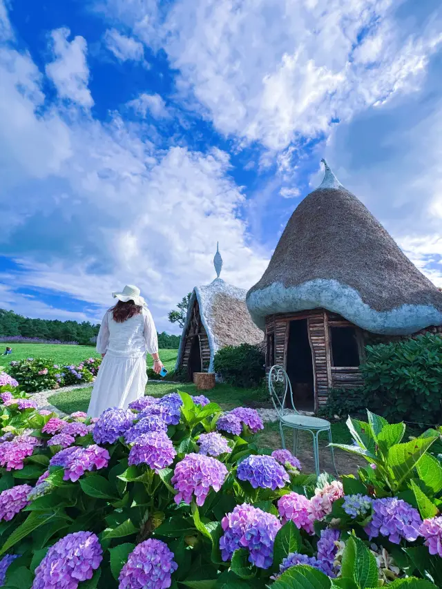 A beautiful garden at the foot of Jade Dragon Snow Mountain in Lijiang.