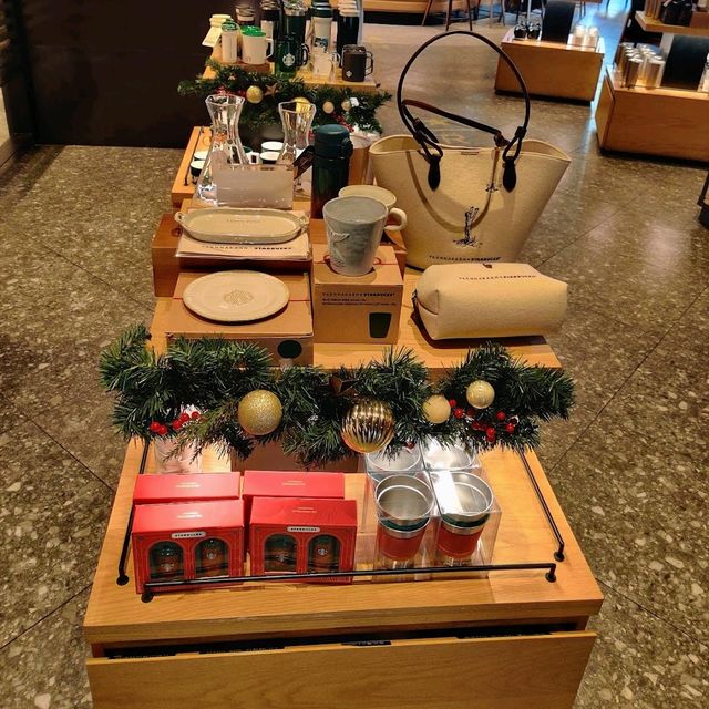 Starbucks@Gangnam