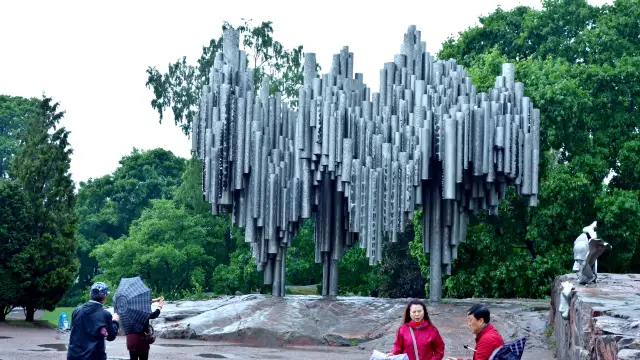 สวนประติมากรรมออร์แกนที่มีเอกลักษณ์