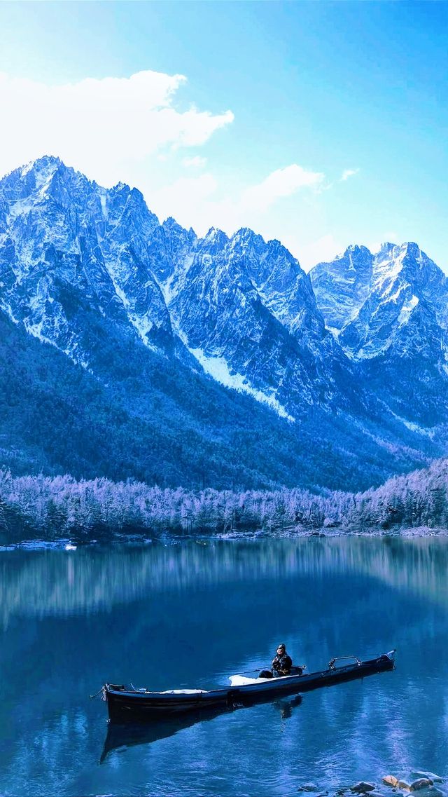 伍須海｜雲淡風輕 碧波盪漾。