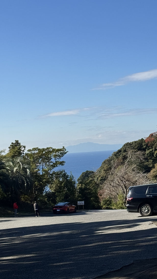 日本三大名山之一千葉鋸山日本寺。