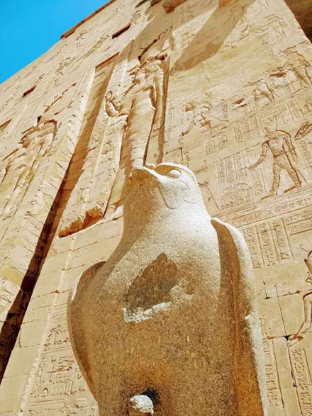 The ultimate Egypt travel guide! 
