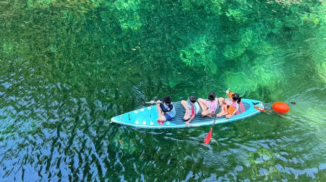 夏天這裡也有碧綠透明的水