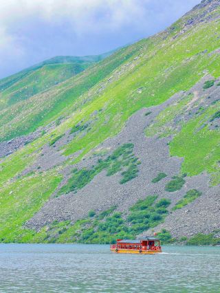 Kangding - 3-Day Tour of Hailuogou Glacier, Mount Gongga, China: A Panda Lover's Guide