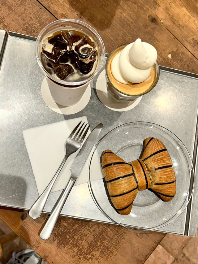 🎀韓國狎鷗亭寶藏咖啡店，美到犯規！