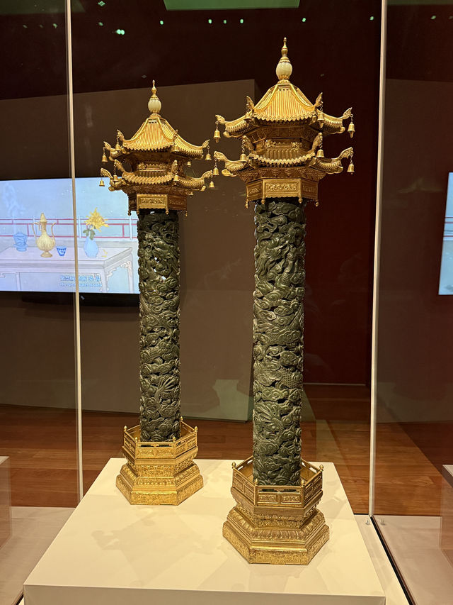 Experience The Treasures Of the Forbidden City at The Hong Kong Palace Museum 🖼️ 🏰 