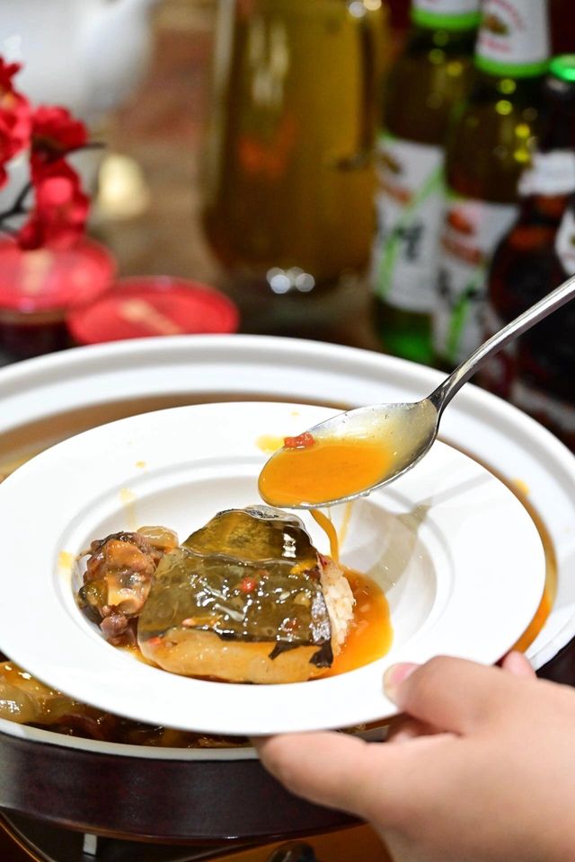 角門呢間湘菜館火咗七年，靠嘅係真功夫！