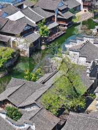 我甚少用「潮」嚟形容一座古城