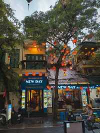 HANOI OLD QUARTER: Blast from the past 😍