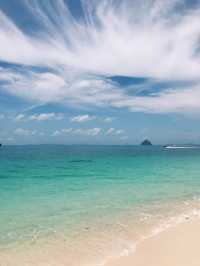 Phuket: Where Chill Vibes Meet Epic Adventures 🌴🌊