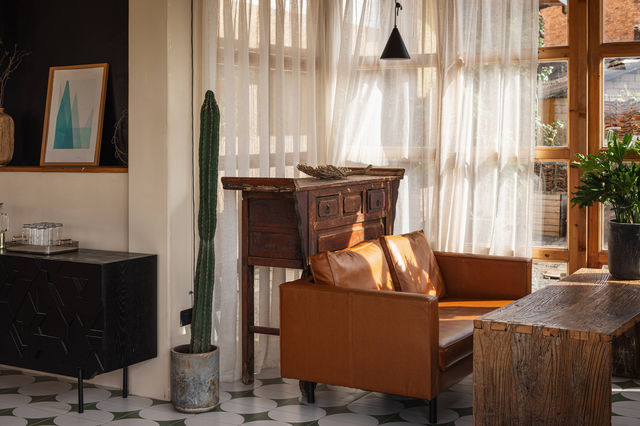 這家酒店太會營造氛圍了