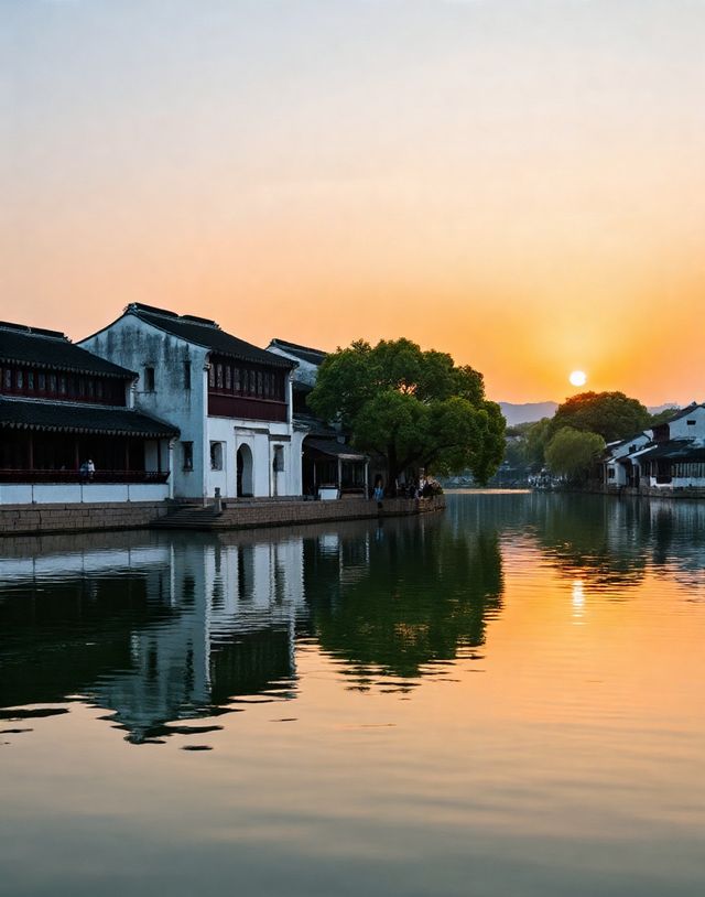 江南第一水石盆景｜崖壁奇絕、洞幽水秀｜乘烏篷船遊千年山水盆景