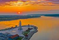 【黑瞎子島探秘指南】🌿🐻一場野性與自然交融嘅極致冒險!
你係咪都夢想遠離喧囂,嚟到一片純淨嘅原生