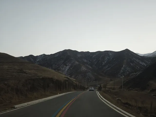 藍色跟青海湖更配! 藍色跟青海湖更配!