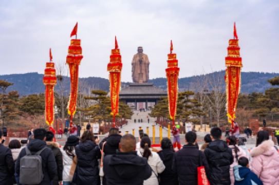 腊八に尼山聖境を訪れて、福粥を無料で楽しもう！