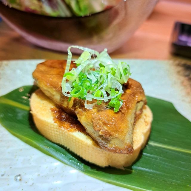 鵝肝多士就在居酒屋