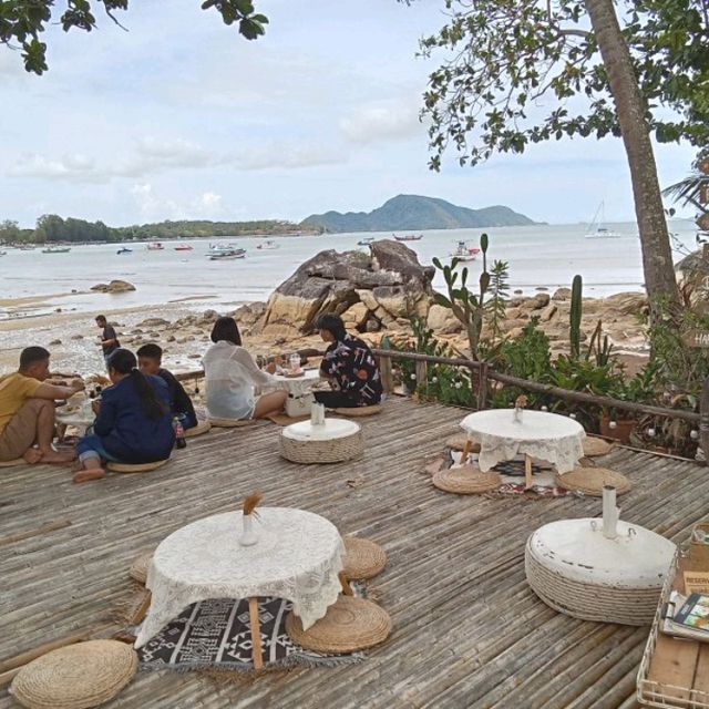 คาเฟ่เปิดใหม่ ฟิวเกาหลี ติดหาดราไวย์