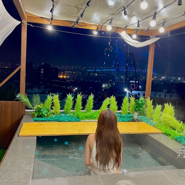 부산항대교뷰 + 자쿠지 💕영도신상 감성숙소 윤윤재.