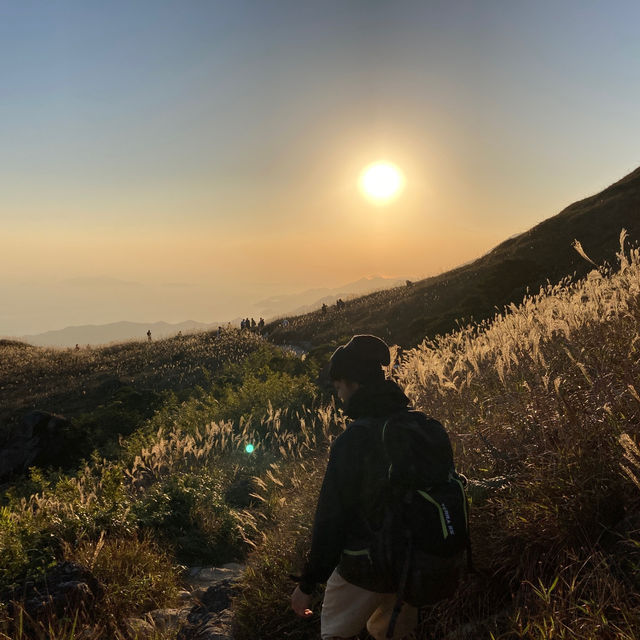 香港🇭🇰 | 香港欣賞日落西山最美之地🌟 - 大東山 ⛰️
