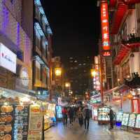 ライトアップが綺麗！夜の元町中華街