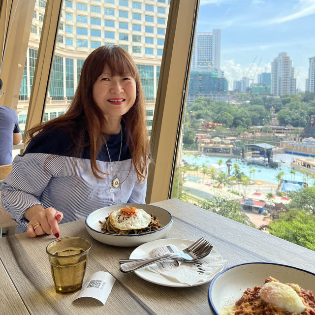 Cafe with Sunway Lagoon view