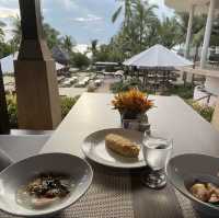 Beach please, 4room HDB size suite room