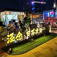 網上搜查熱爆,評價火熱火紅,就是【燈湖西街】
