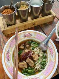 🍜เตี๋ยวไก่ตุ๋นคุณอุ้ม- เจ้าแรกในวังหลัง✨