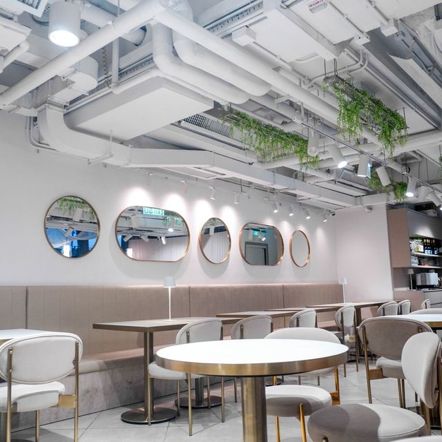 【慢活感覺的簡約Cafe】