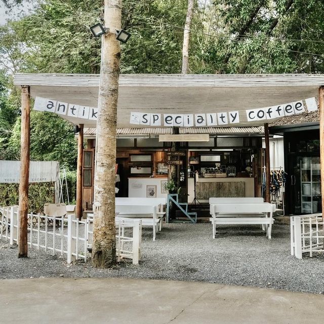 Antika café & resort 