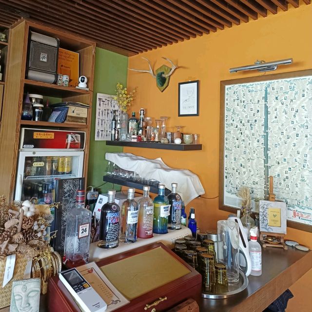 屏東服務環境都很棒的旅店 複合式咖啡廳+酒館