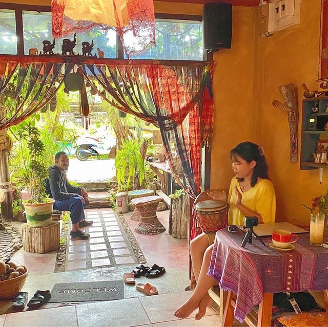 태국 빠이 음악과 자유가 가득한 히피스러운 아트 인 차이Art In Chai