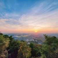 พระมหาธาตุ​งามเมืองพิษณุโลก​