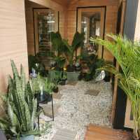 Hence Coffee & Eatery คาเฟ่น่ารักย่านสนามบินน้ำ