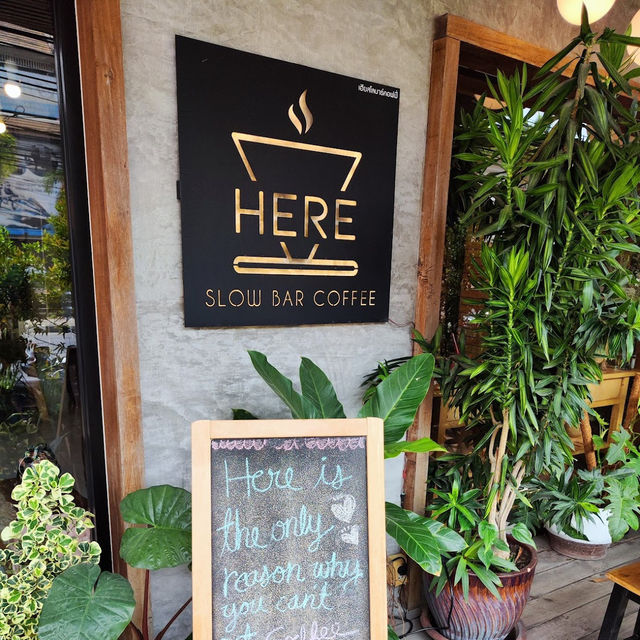 • HERE slow bar coffee 🏕️🎠