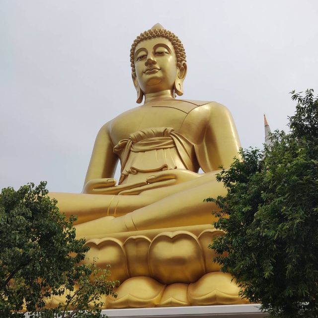 วัดปากน้ำภาษีเจริญ