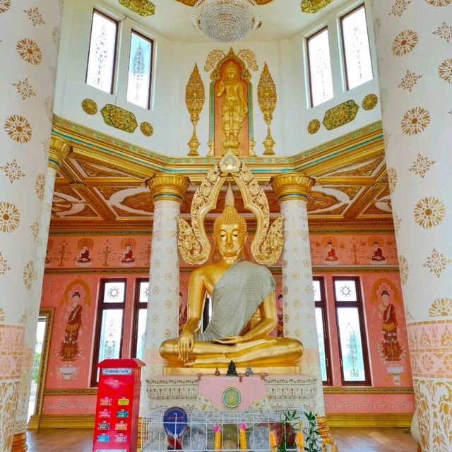 พระมหาเจดีย์วัดแสนสุข
