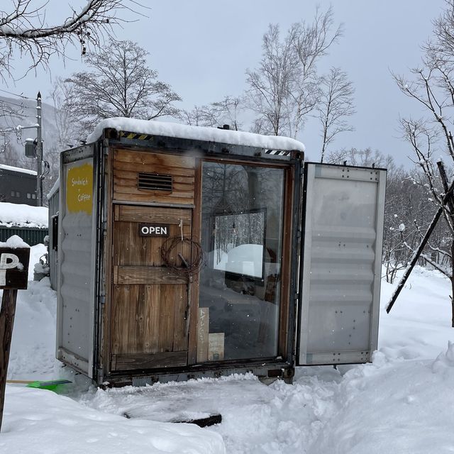 【北海道カフェ】雪の中にあるカフェ