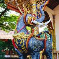 วัดพระพุทธบาทตากผ้า  จ.ลำพูน