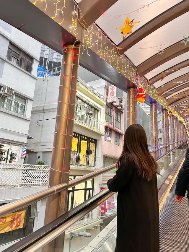 중경삼림에 나온 호옹 미드레벨에스컬레이터