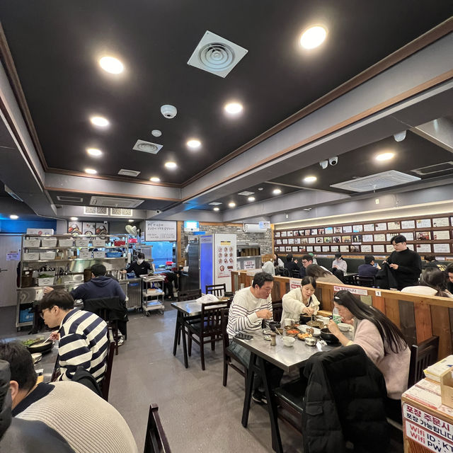 【広安里/プサン】大行列のテジクッパ人気店