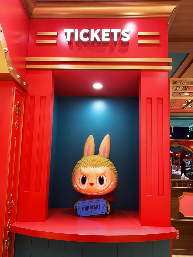 Another colourful Pop Mart in Shanghai 🌈