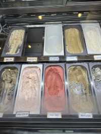 ร้านไอศครีม Grizzly Gelato