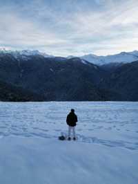 กระท่อมกลางขุนเขาที่ Kazbegi