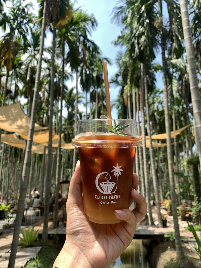ย้อนเวลาไปคาเฟ่แปดริ้ว☕️